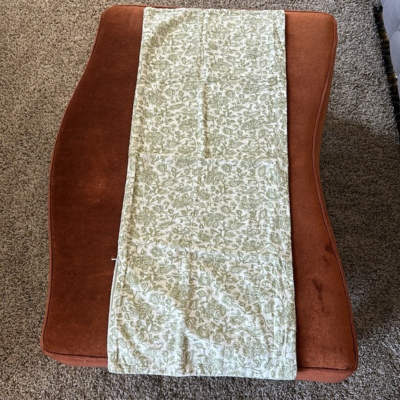 Pottery Barn Euro Shams and Lumbar Pilllow - Picture 2 of 9